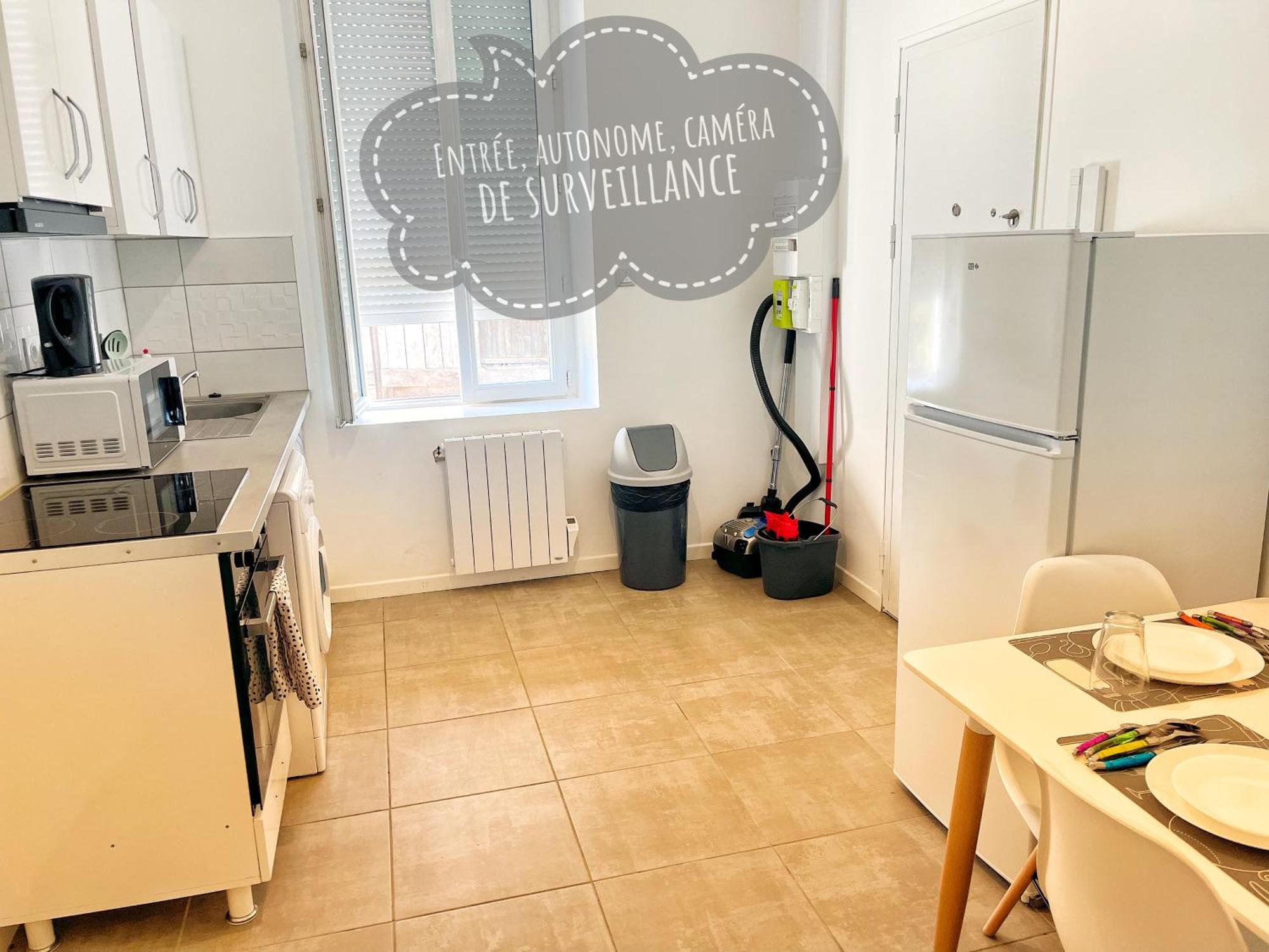 Chery'S House Vierzon Esterno foto